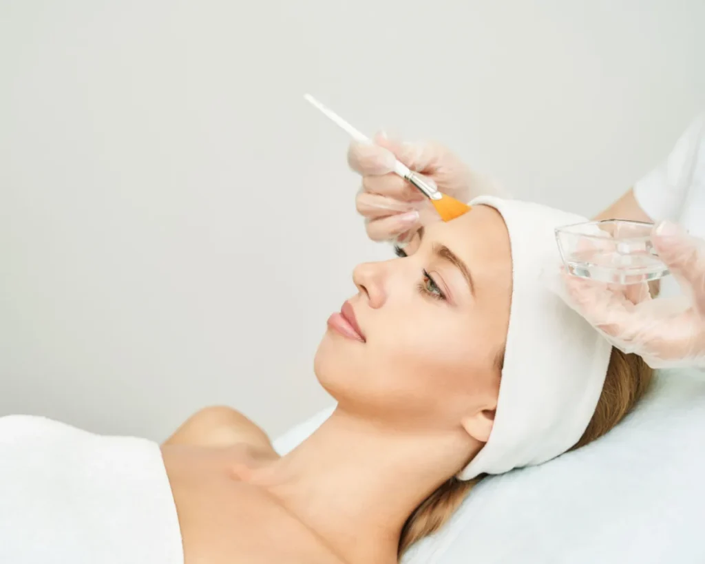 Peeling químico — Arenas Clínica Médica